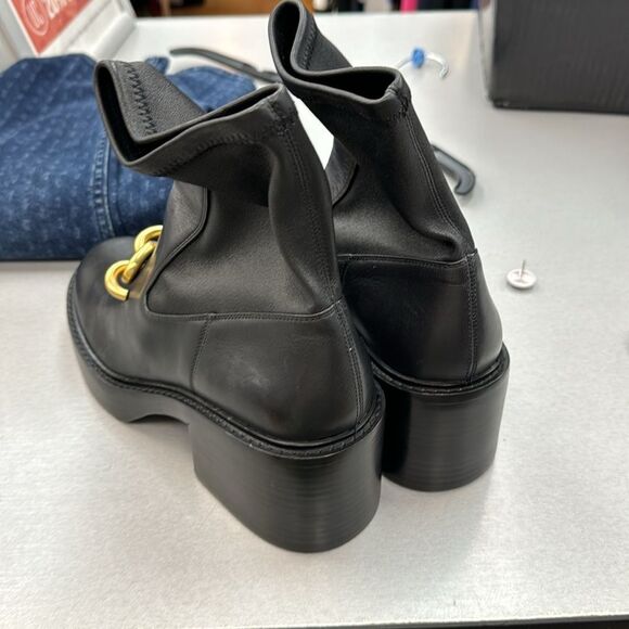 Coach Boota - Picture 6 of 7